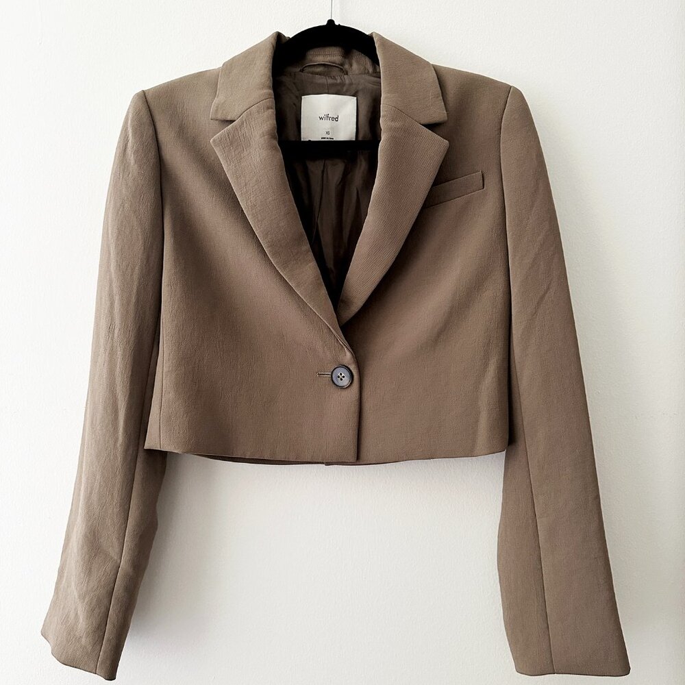 Aritzia Wilfred Cropped Blazer